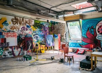 Добірка актуальних можливостей для креаторів