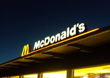McDonald’s скоротить кількість пластику до 2025 року