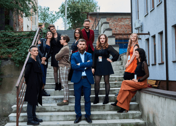 Як створити мистецькі середовища в регіонах, віддалених від обласного центру? Кейс проєкту «Фронтера»