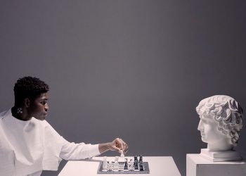 Яка різниця між позиціонуванням та стратегією бренду? Це важливо?