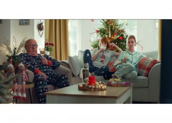 Реклама дня: Very продовжує «виправдовуватися», щоби побалувати глядача наступною різдвяною рекламою