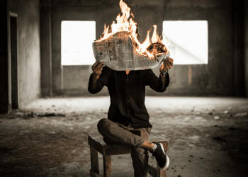 Сеул, кросівки й кінець сталевих монолітів: злети і падіння світу мистецтва у 2021 році