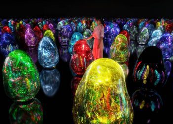 Нова виставка в Парижі — TeamLab