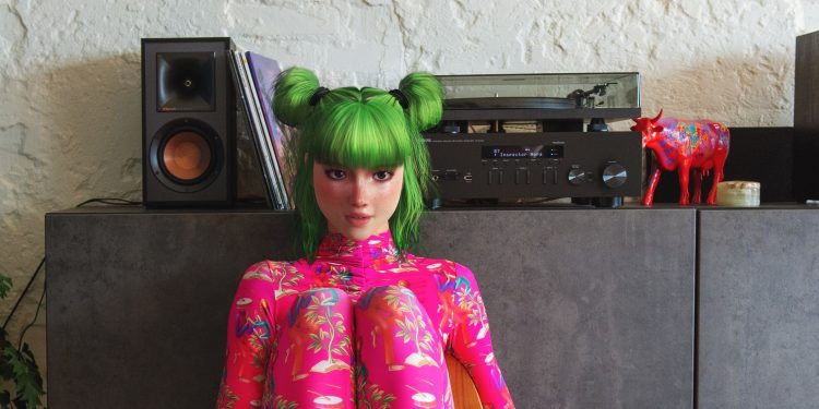 Віртуальна інфлюенсерка Астра Стар перерахує фондам кошти за лайки та репости