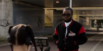 Команда Out Of Home створила новий документальний фільм, присвячений творчим людям за кордоном