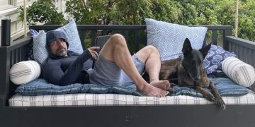 Чому генеральний директор Uber просить вибачення перед собаками?