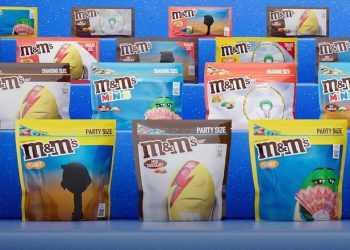 M&M’s у рекламній кампанії відтворює обкладинки альбомів