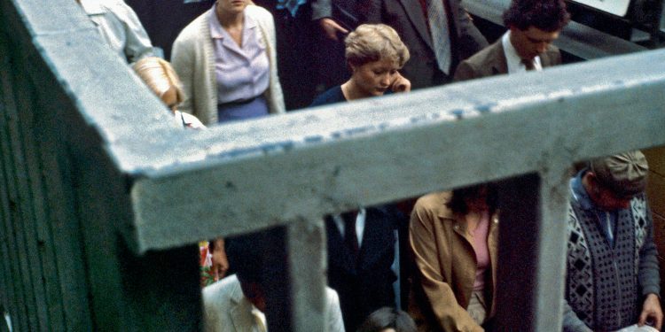 Усередині оновленого журналу ES Magazine