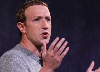 Зростання користувачів Facebook стагнує, а комерційні ставки спостерігають «значне сповільнення»