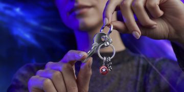 Нова колекція прикрас у колаборації Pandora та Marvel