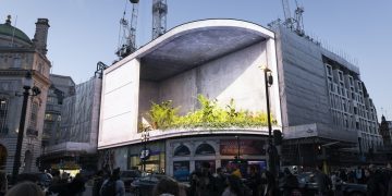 AR привносить рослинну перспективу до Piccadilly Circus