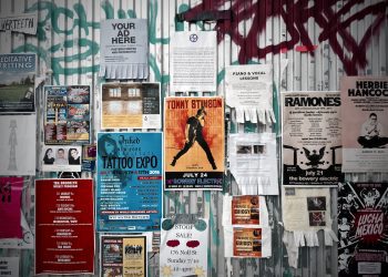 Коли типографіка сама по собі є зіркою: плакати місяця