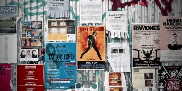 Коли типографіка сама по собі є зіркою: плакати місяця