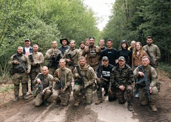 «Звикай, це Хартія»: корпус «Хартія» та агенція Olart представили рекламну кампанію до запуску навчального батальйону «Капа»