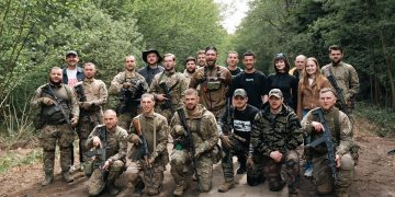 «Звикай, це Хартія»: корпус «Хартія» та агенція Olart представили рекламну кампанію до запуску навчального батальйону «Капа»