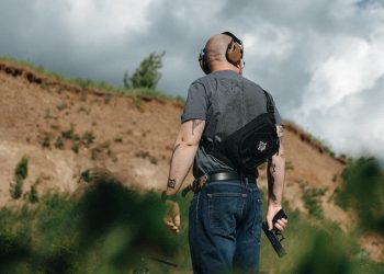 Непомітна зовні, тактична всередині: GUD і К-2 представили сумку Mara для прихованого носіння